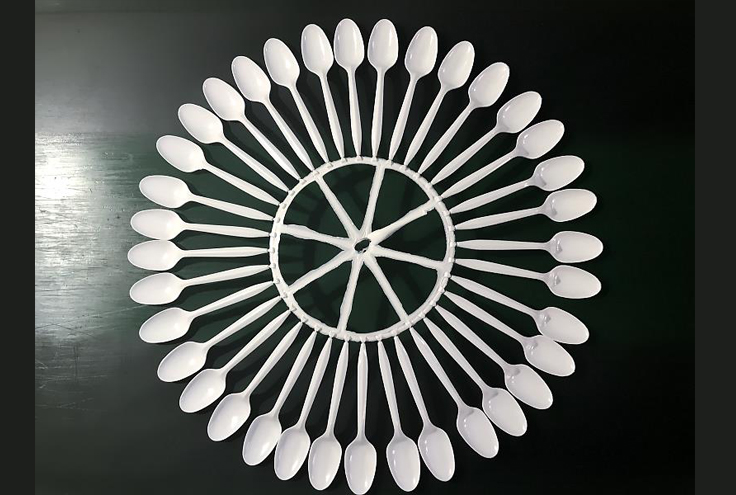 008 Disposable Spoons