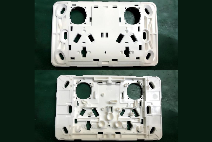 009 Electric Wall Plate